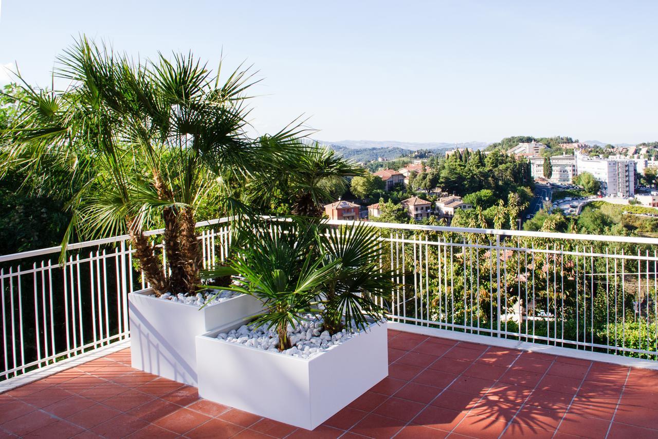 Residenza Ambrogi Acomodação com café da manhã Urbino Exterior foto